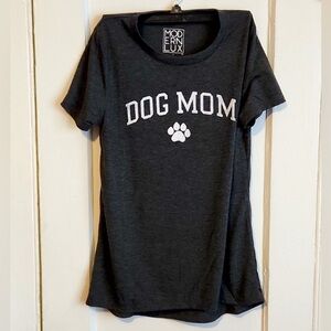“Dog Mom” Gray T-Shirt, EUC